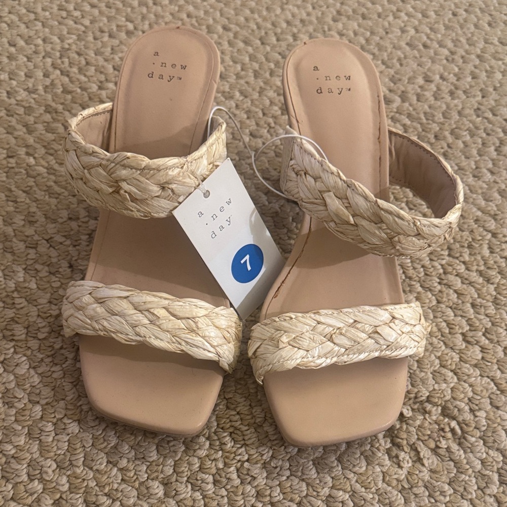 A New Dat Braided Sandals